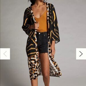 Blank NYC Jirvona animal print kimono NWOT